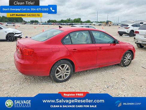 Used 2011 Volkswagen Jetta SE FWD image 4
