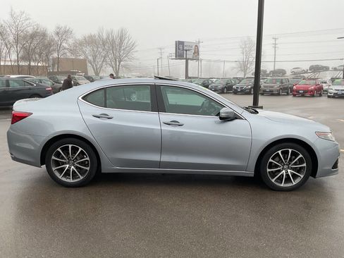 Used 2016 Acura TLX V6 SH-AWD w/ Technology Pkg image 9