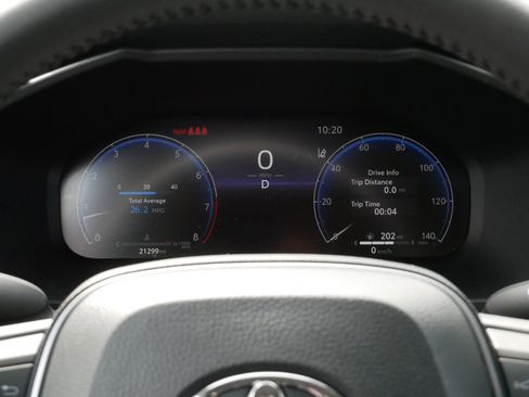 Used 2024 Toyota RAV4 Limited w/ Weather Package image 21