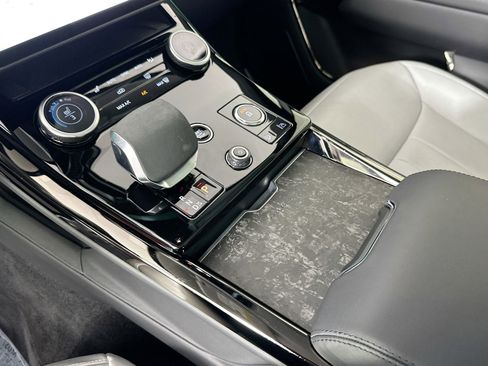 Used 2023 Land Rover Range Rover Sport First Edition image 14