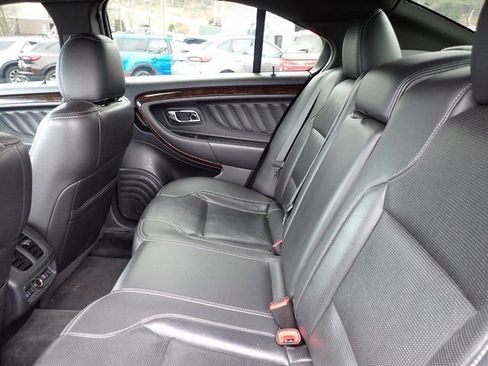 Used 2017 Ford Taurus Limited image 11