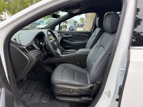 Used 2024 Buick Enclave Essence w/ Technology Package FWD image 12