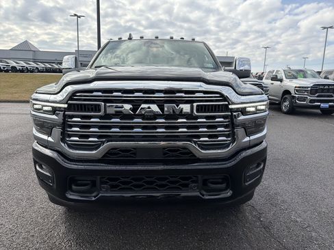 New 2026 RAM 2500 Limited AWD/4WD image 2