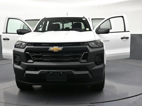 Used 2023 Chevrolet Colorado W/T RWD image 36