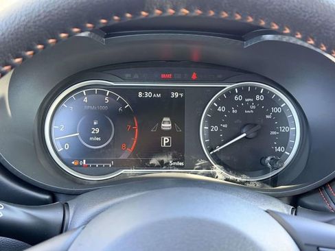 New 2025 Nissan Versa SR w/ Trunk Package image 23