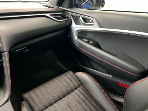 Used 2023 Genesis G70 2.0T w/ Sport Prestige Package image 10