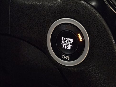 Used 2022 Chrysler 300 S image 19