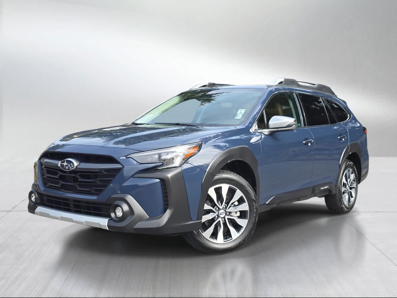 Certified 2025 Subaru Outback Touring XT AWD/4WD image 1