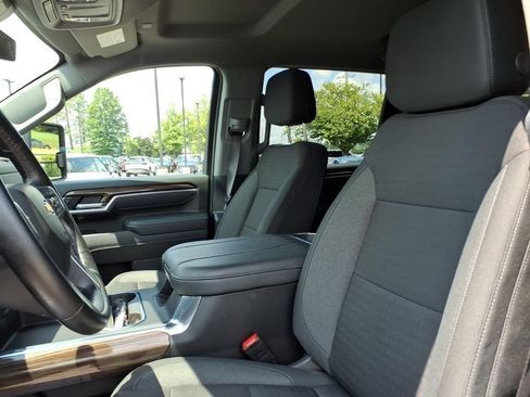 Used 2025 Chevrolet Silverado 3500 LT w/ Convenience Package AWD/4WD image 17