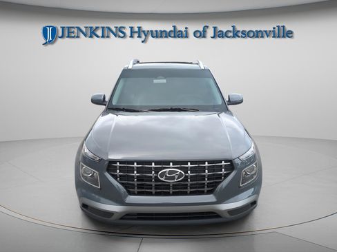 New 2026 Hyundai Venue SEL FWD image 8