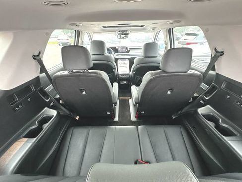 Used 2020 Hyundai Palisade SEL w/ Premium Package FWD image 20