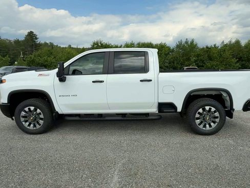 New 2025 Chevrolet Silverado 2500 Custom w/ Custom Value Package AWD/4WD image 38
