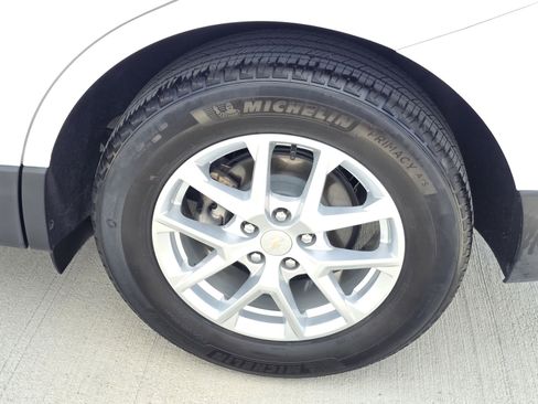 Used 2022 Chevrolet Equinox LT FWD image 34