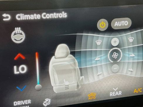 Used 2023 Nissan Ariya AWD image 20
