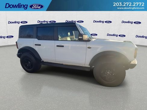 Used 2024 Ford Bronco Wildtrak image 4