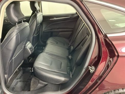 Used 2017 Ford Fusion Titanium AWD/4WD image 28
