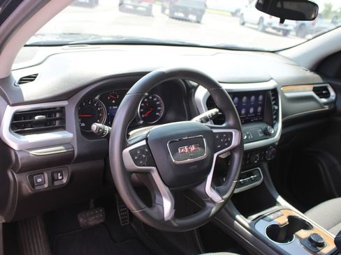 Used 2023 GMC Acadia SLE FWD image 22