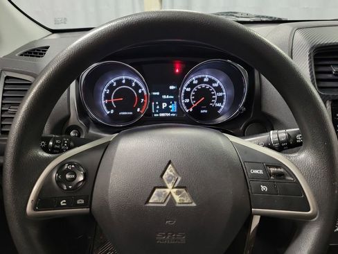 Used 2018 Mitsubishi Outlander Sport ES image 15
