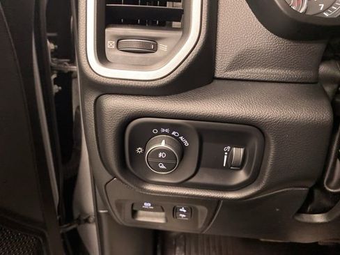 Used 2022 RAM 1500 Big Horn image 20