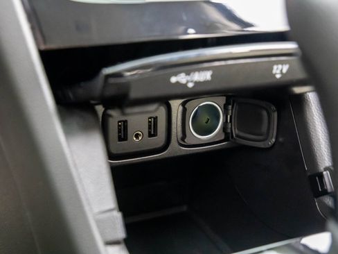 Used 2019 Buick Encore Essence image 27