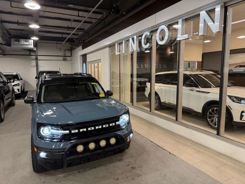 Used 2021 Ford Bronco Sport Outer Banks image 1