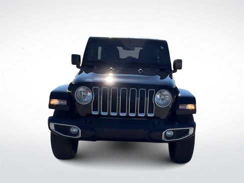 Used 2020 Jeep Wrangler Unlimited Sahara w/ Uconnect 4C Nav & Sound Group image 3