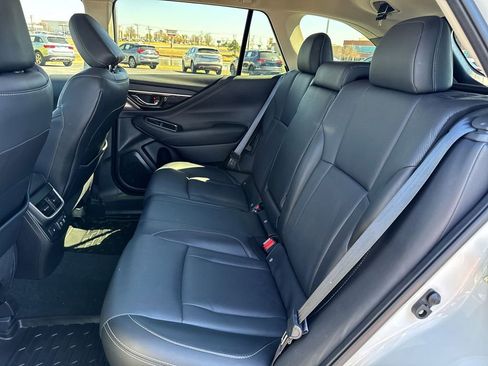 Used 2021 Subaru Outback Limited XT AWD/4WD image 23
