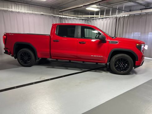 Used 2024 GMC Sierra 1500 Pro w/ Graphite Edition AWD/4WD image 8