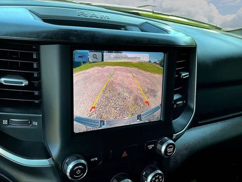 Used 2022 RAM 1500 Big Horn AWD/4WD image 17