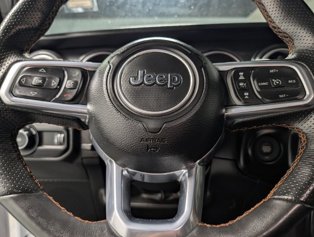 Used 2023 Jeep Wrangler Unlimited Rubicon 392 w/ Trailer Tow Package AWD/4WD image 28