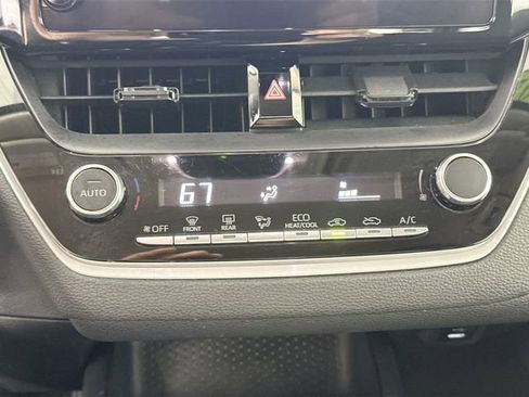 Used 2024 Toyota Corolla LE FWD image 13