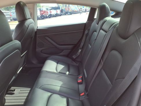 Used 2023 Tesla Model 3 Standard Range RWD image 13