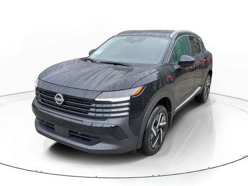 New 2026 Nissan Kicks SV image 3