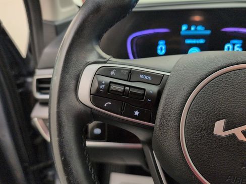 Used 2023 Kia Sportage EX image 42