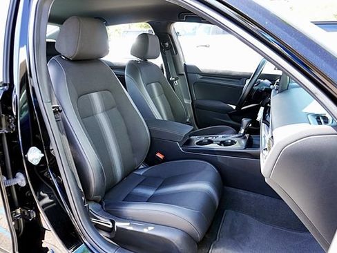 Used 2024 Honda Civic Sport image 15