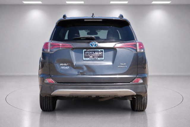 Used 2017 Toyota RAV4 XLE w/ Carpet Mat Package AWD/4WD image 4
