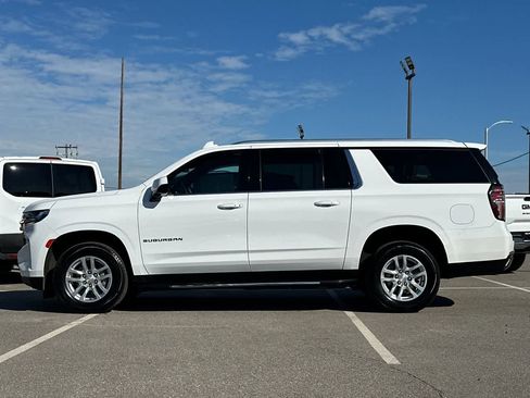 Used 2023 Chevrolet Suburban LS w/ Driver Alert Package image 10