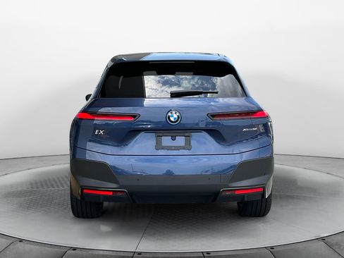 Used 2024 BMW iX xDrive50 w/ Premium Package AWD/4WD image 6