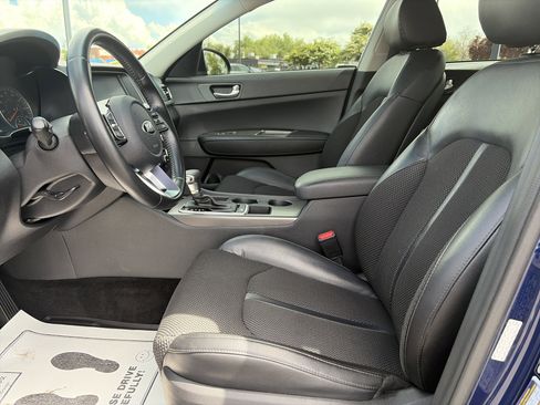 Used 2019 Kia Optima S w/ S Panoramic Sunroof Package FWD image 11
