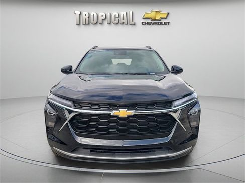 New 2026 Chevrolet Trax LT image 8