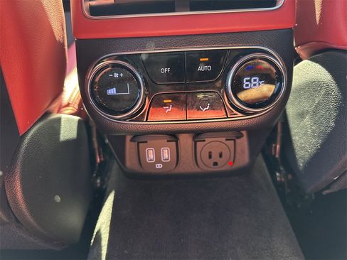 Used 2024 Genesis GV70 2.5T w/ Sport Prestige Package image 22