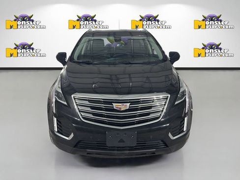 Used 2018 Cadillac XT5 Premium Luxury AWD/4WD image 2