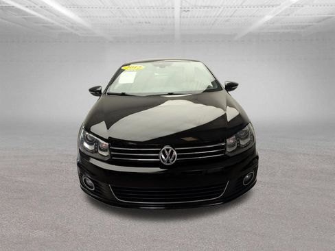 Used 2012 Volkswagen Eos Lux w/ Tech Pkg FWD image 8