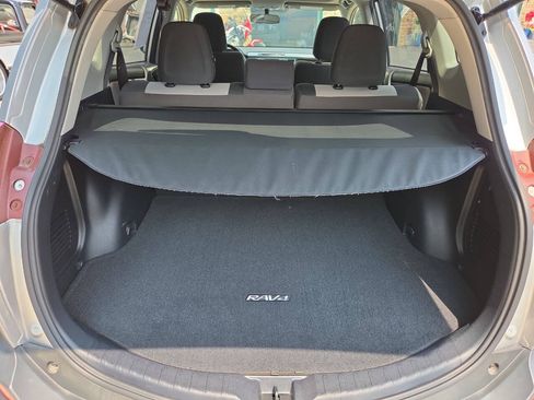 Used 2015 Toyota RAV4 XLE AWD/4WD image 19