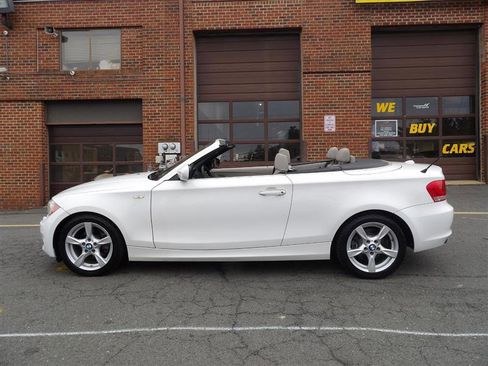 Used 2013 BMW 128i Convertible image 2