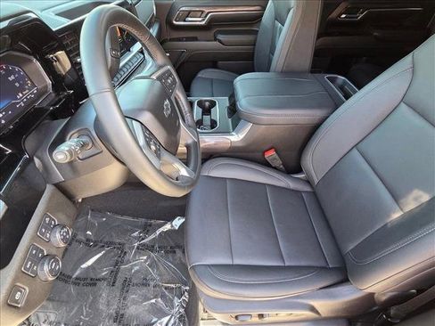 Used 2024 Chevrolet Silverado 2500 LTZ w/ LTZ Plus Package image 15