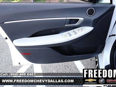 Used 2025 Hyundai Sonata SEL FWD image 34