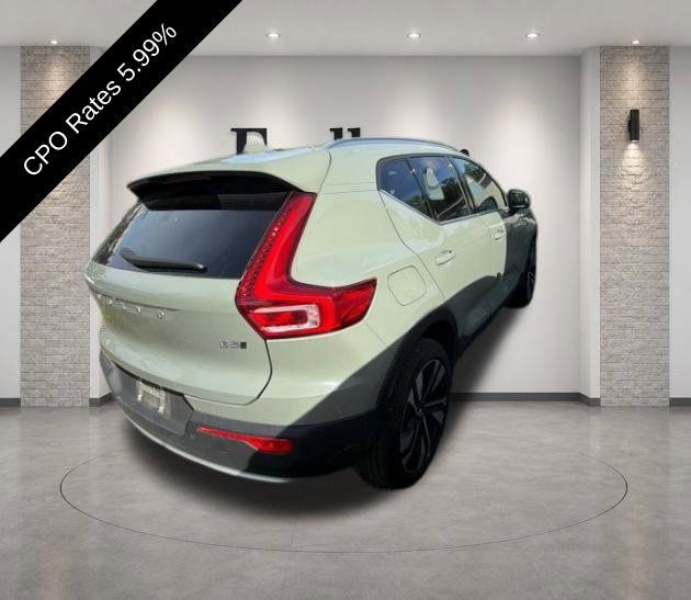 Used 2024 Volvo XC40 B5 Plus w/ Climate Package AWD/4WD image 3