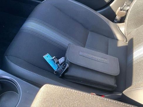 Used 2025 Honda Civic Sport image 11