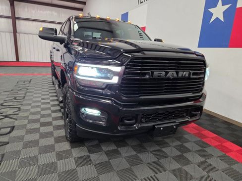 Used 2019 RAM 2500 Laramie w/ Black Appearance Package AWD/4WD image 22